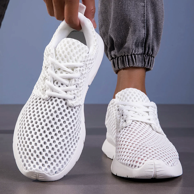 Aeris Mesh Sneakers with Flexible Sole Ash & Harbor
