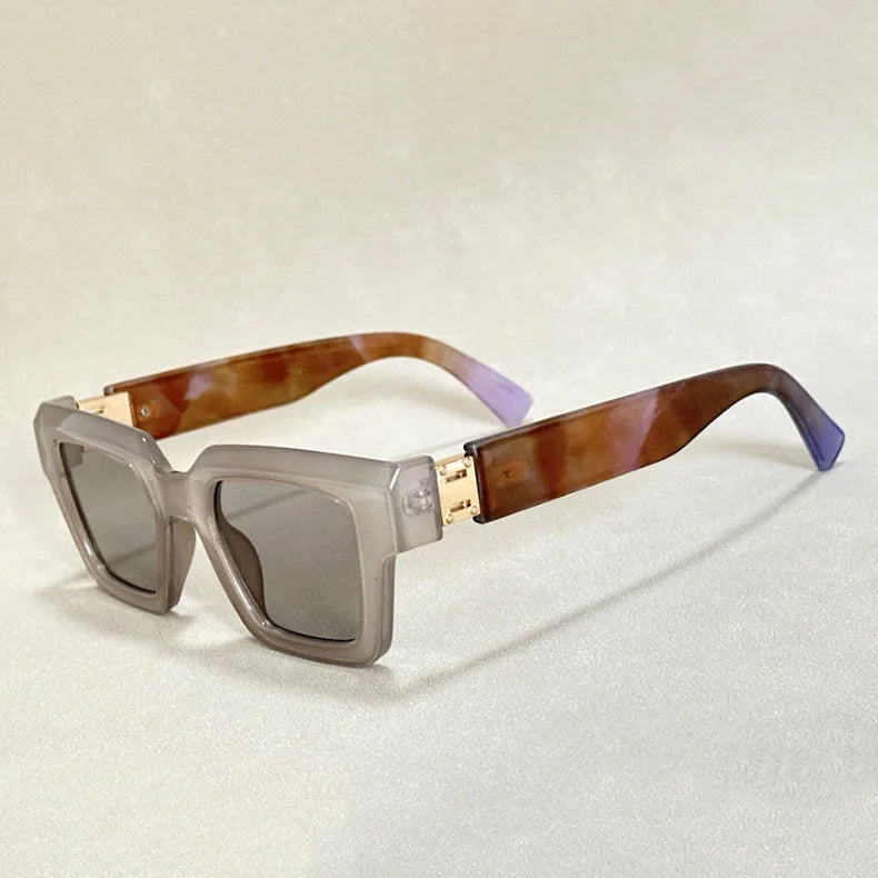 Bold Vision Retro Sunglasses Ash & Harbor