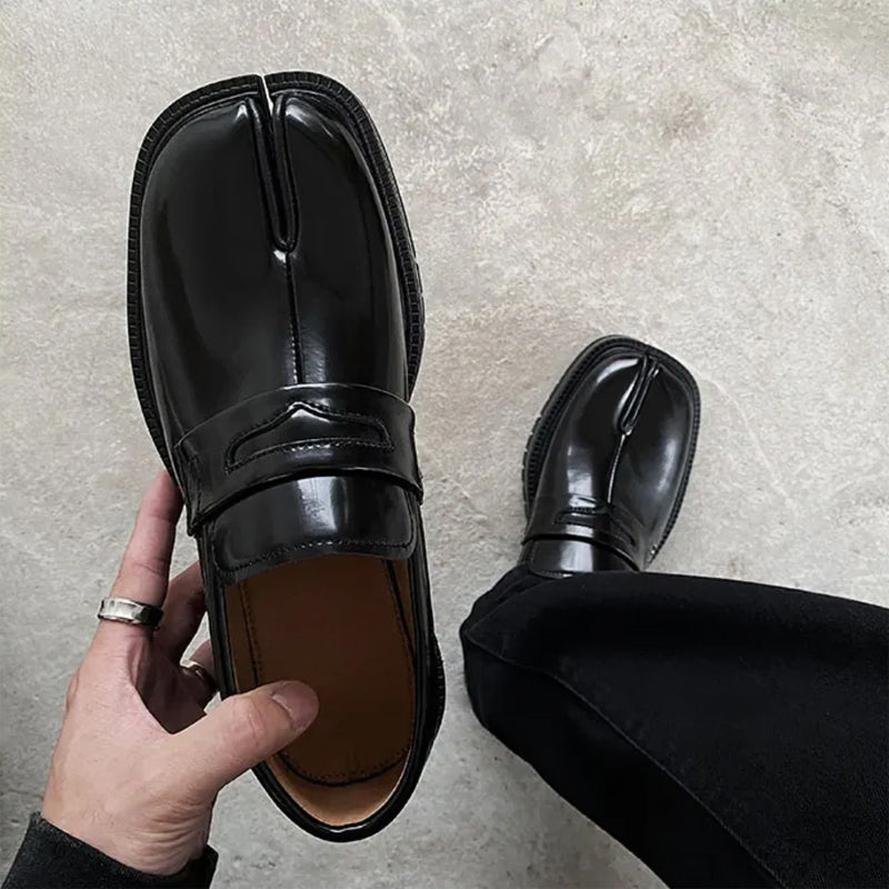 Lorenzo Vitali Tabi Split-Toe Leather Shoes Ash & Harbor