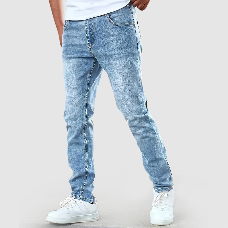 Men’s Straight-Leg Casual Jeans Ash & Harbor